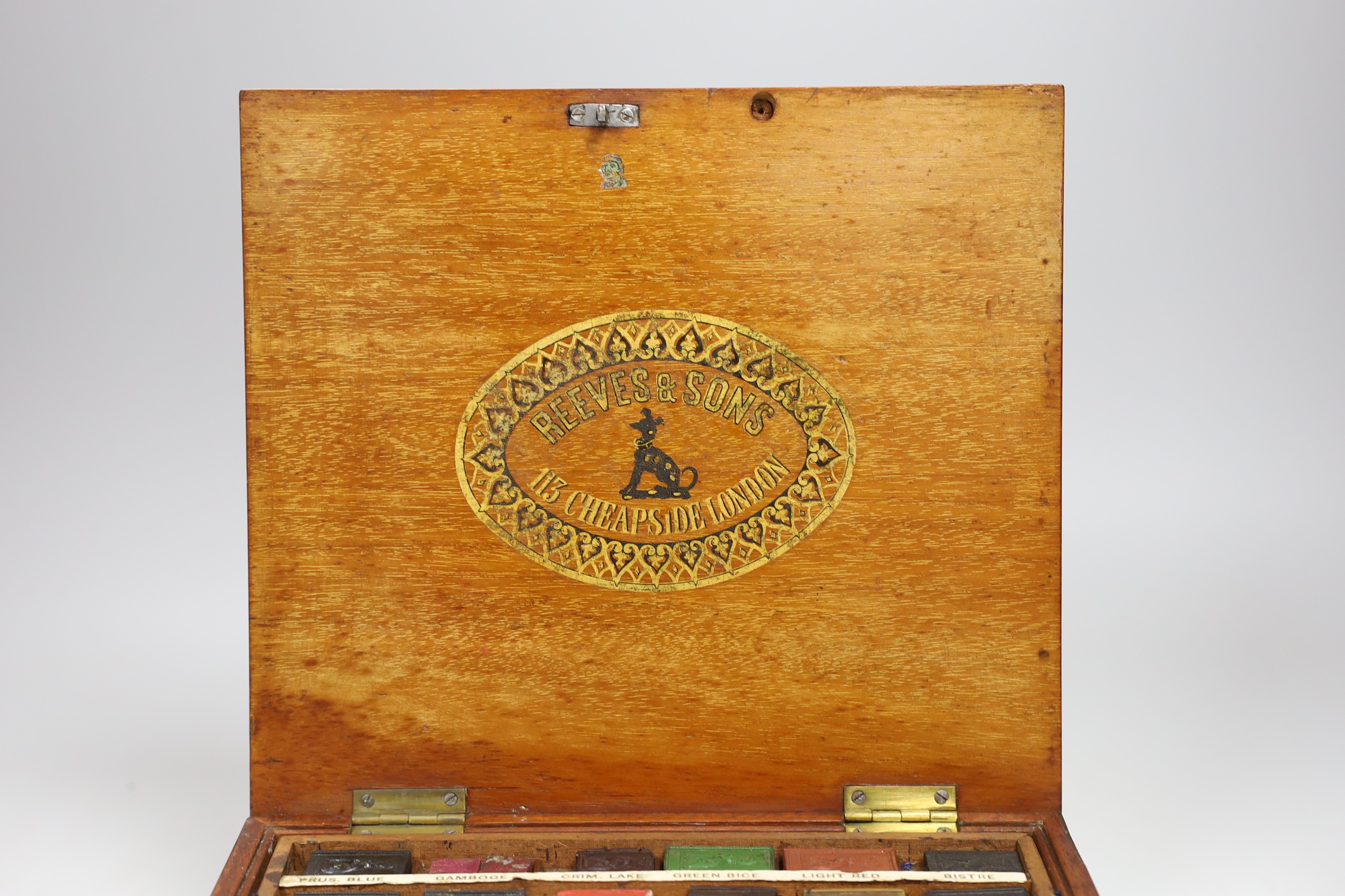 A Reeves & Sons mahogany cased watercolour set 23 cm
